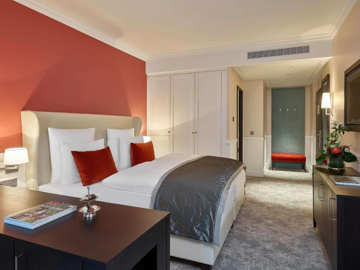 Dorint Hotel Frankfurt/Oberursel Ngoại thất bức ảnh